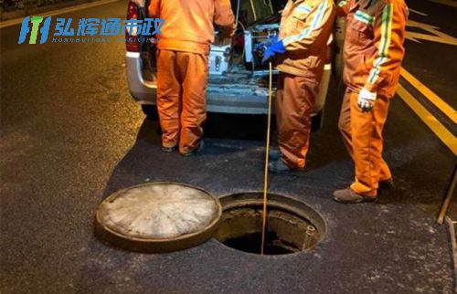苏州园区青剑湖管道定期养护